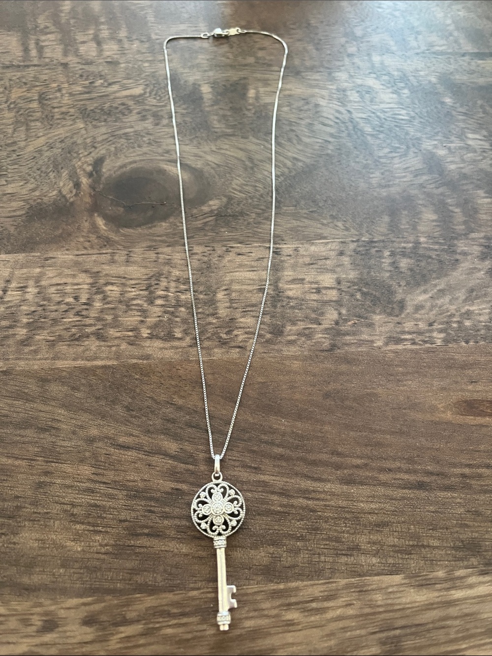 Fashion Jewelry Silver Key Necklace